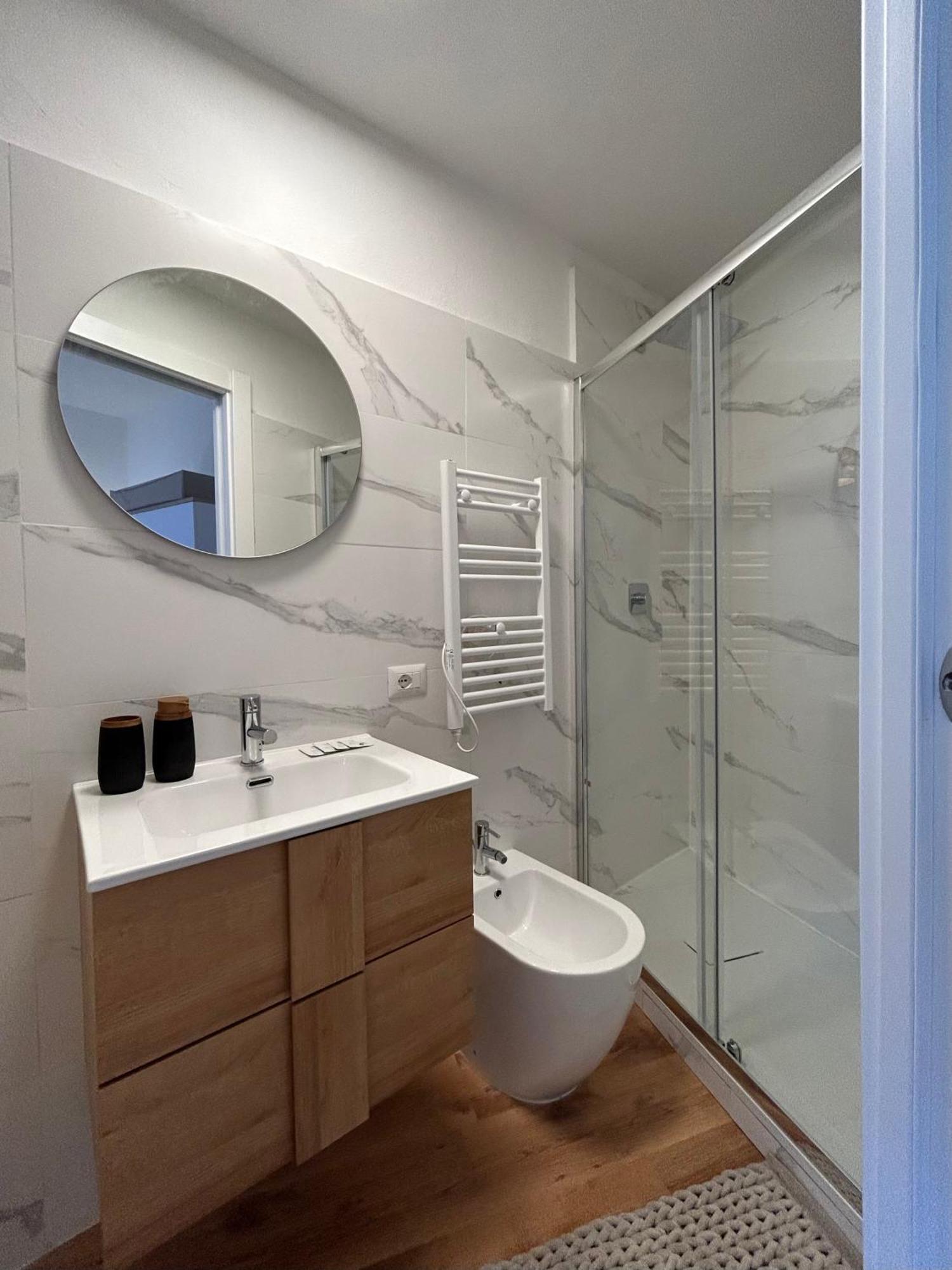 Elegante Bilocale, A Pochi Passi Dalla Metro Pasteur Appartement *